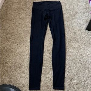 Black lulu lemon leggings